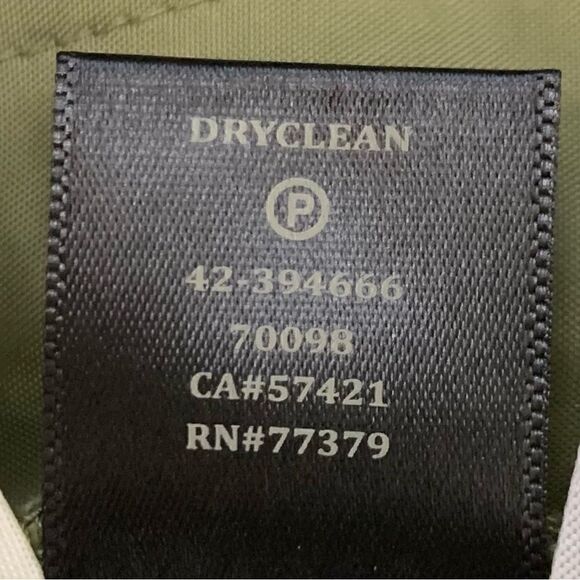 NWOT Ann Taylor Women’s Green Devin City Short - Picture 11 of 13